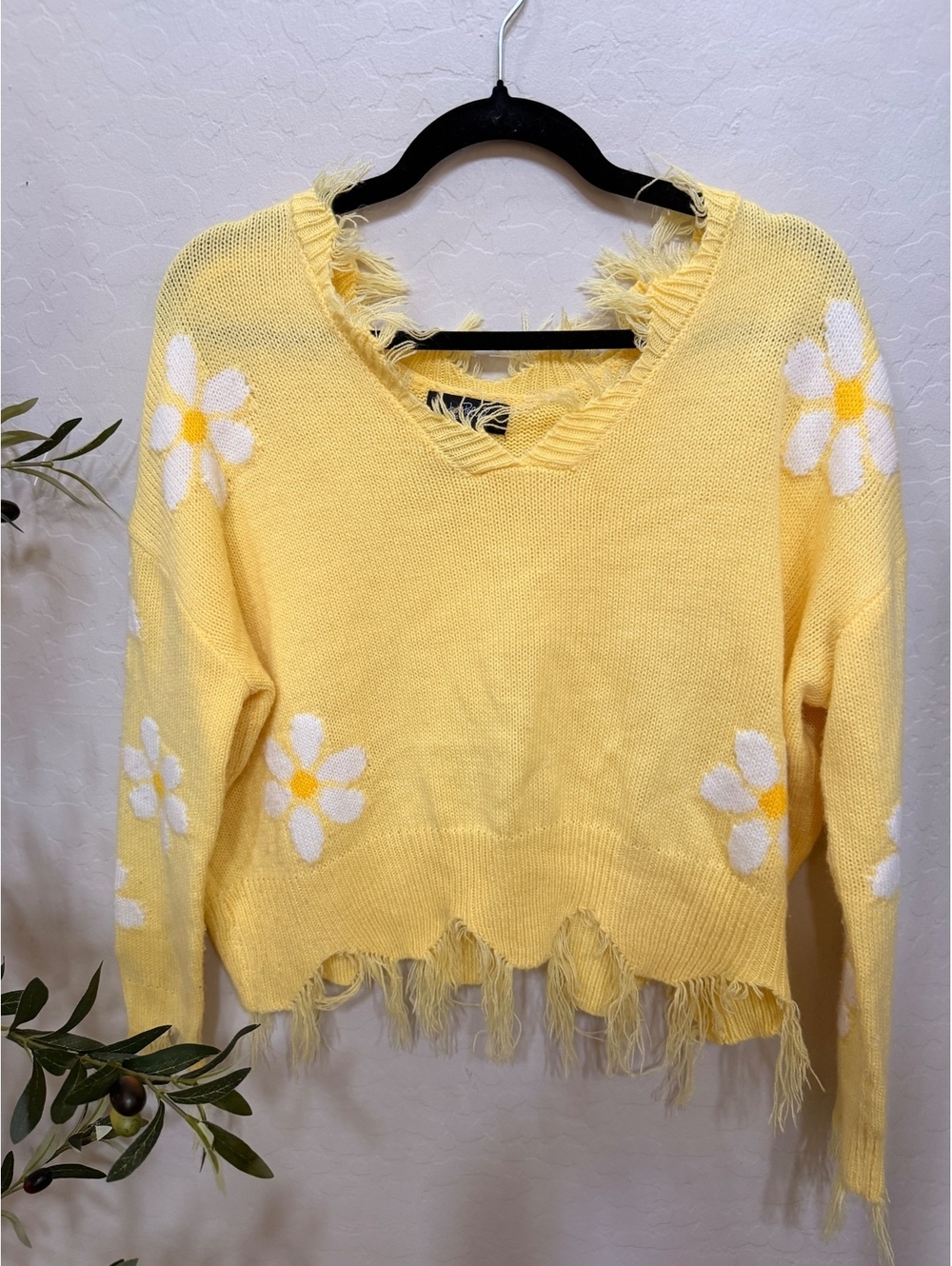 Just Polly Long Sleeve Daisy Print Sweater